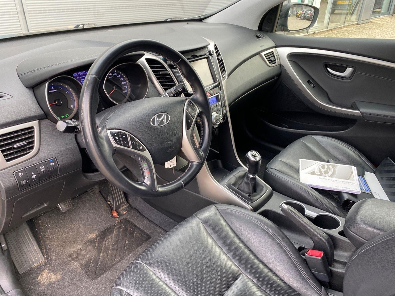 Hyundai i30 1.6 GDI Go! Plus | 2015 | 163.152 km | 9XDP64 | NAP: Logisch - Hatchback: picture 5 Hyundai i30 1.6 GDI Go! Plus | 2015 | 163.152 km | 9XDP64 | NAP: Logisch - Hatchback: picture 5