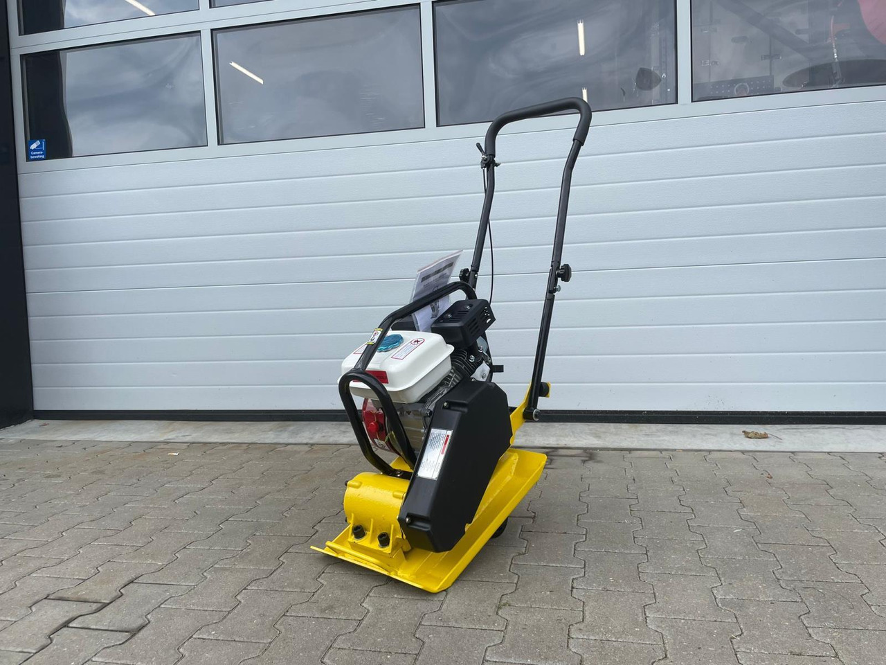 Trilplaat Nürnberg - Garage equipment: picture 1 Trilplaat Nürnberg - Garage equipment: picture 1