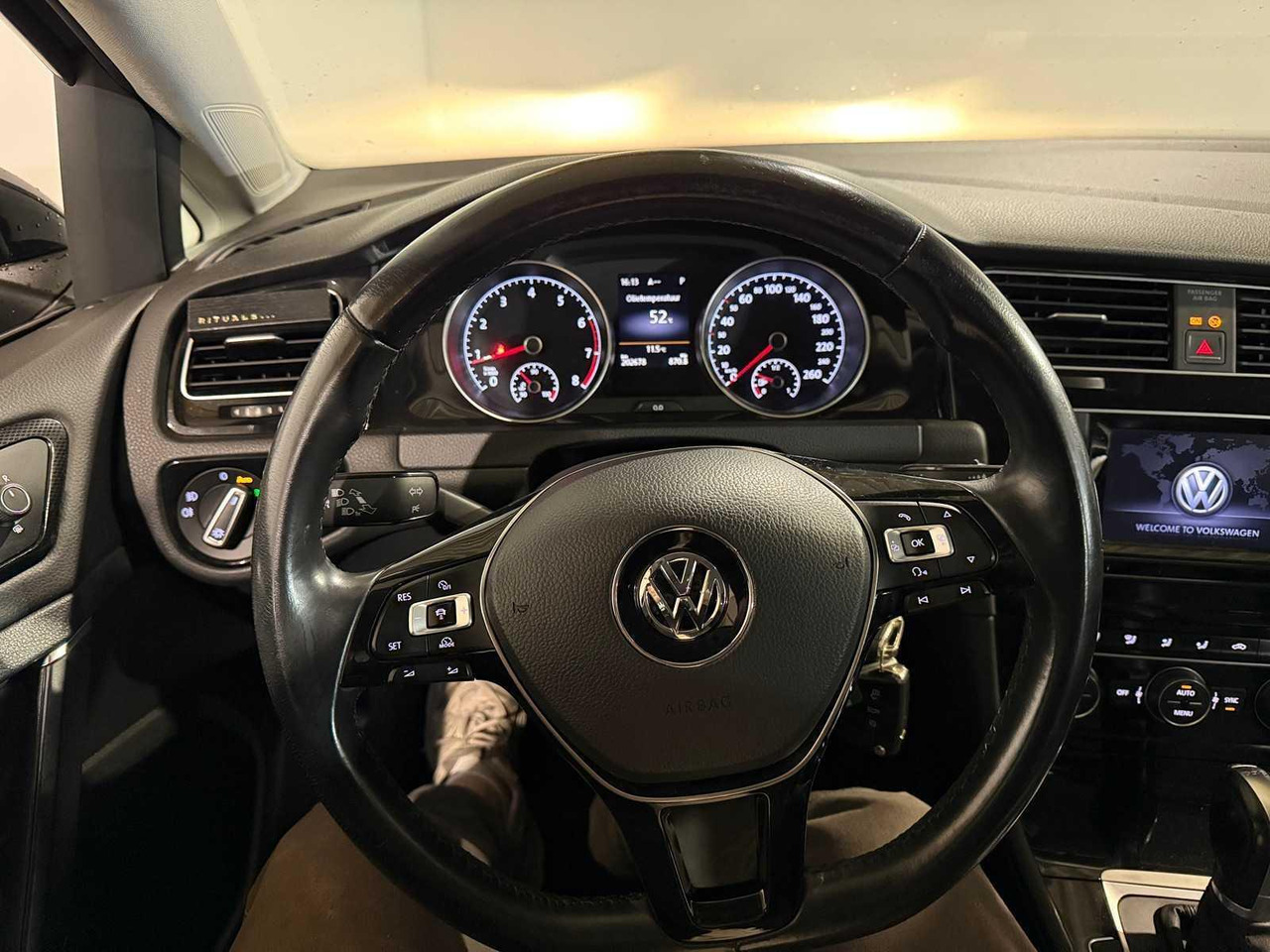 Volkswagen Golf Variant 1.4 TSI Business Edition 3-ZBL-12 202.678 km - Car: picture 5 Volkswagen Golf Variant 1.4 TSI Business Edition 3-ZBL-12 202.678 km - Car: picture 5