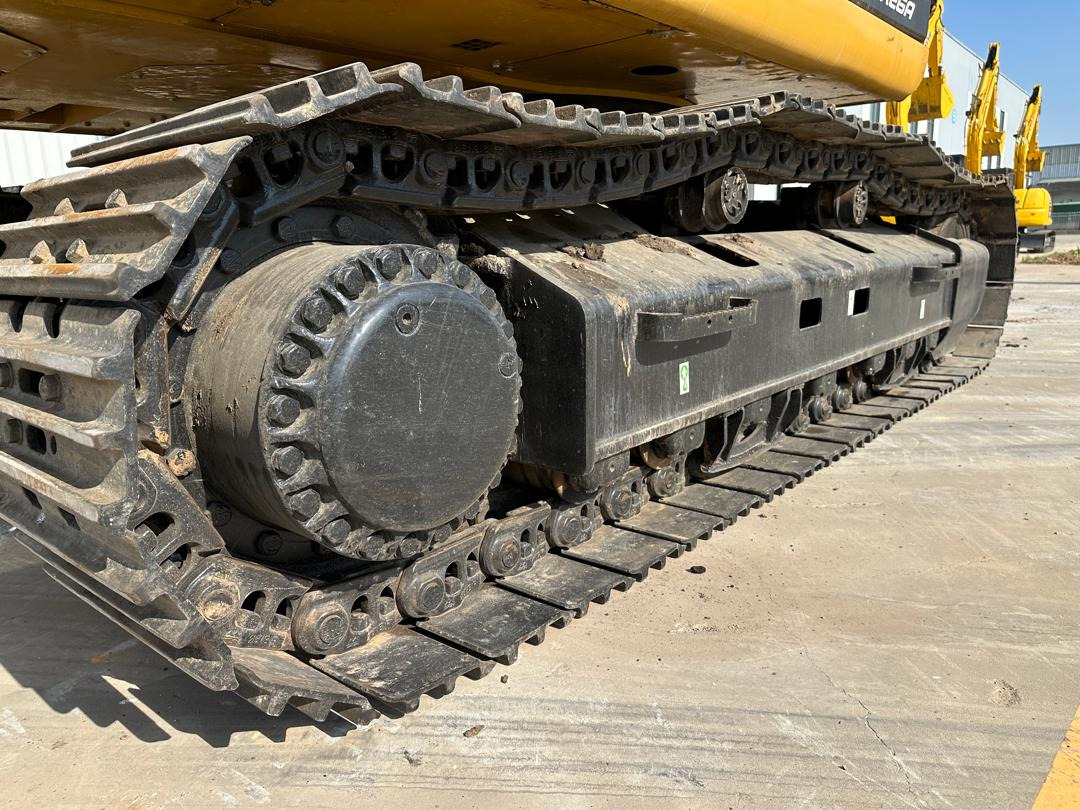 CATPILLAR 330D2L - Crawler excavator: picture 2 CATPILLAR 330D2L - Crawler excavator: picture 2