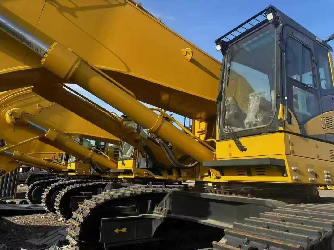 KOMATSU PC1250-11R - Crawler excavator: picture 3 KOMATSU PC1250-11R - Crawler excavator: picture 3