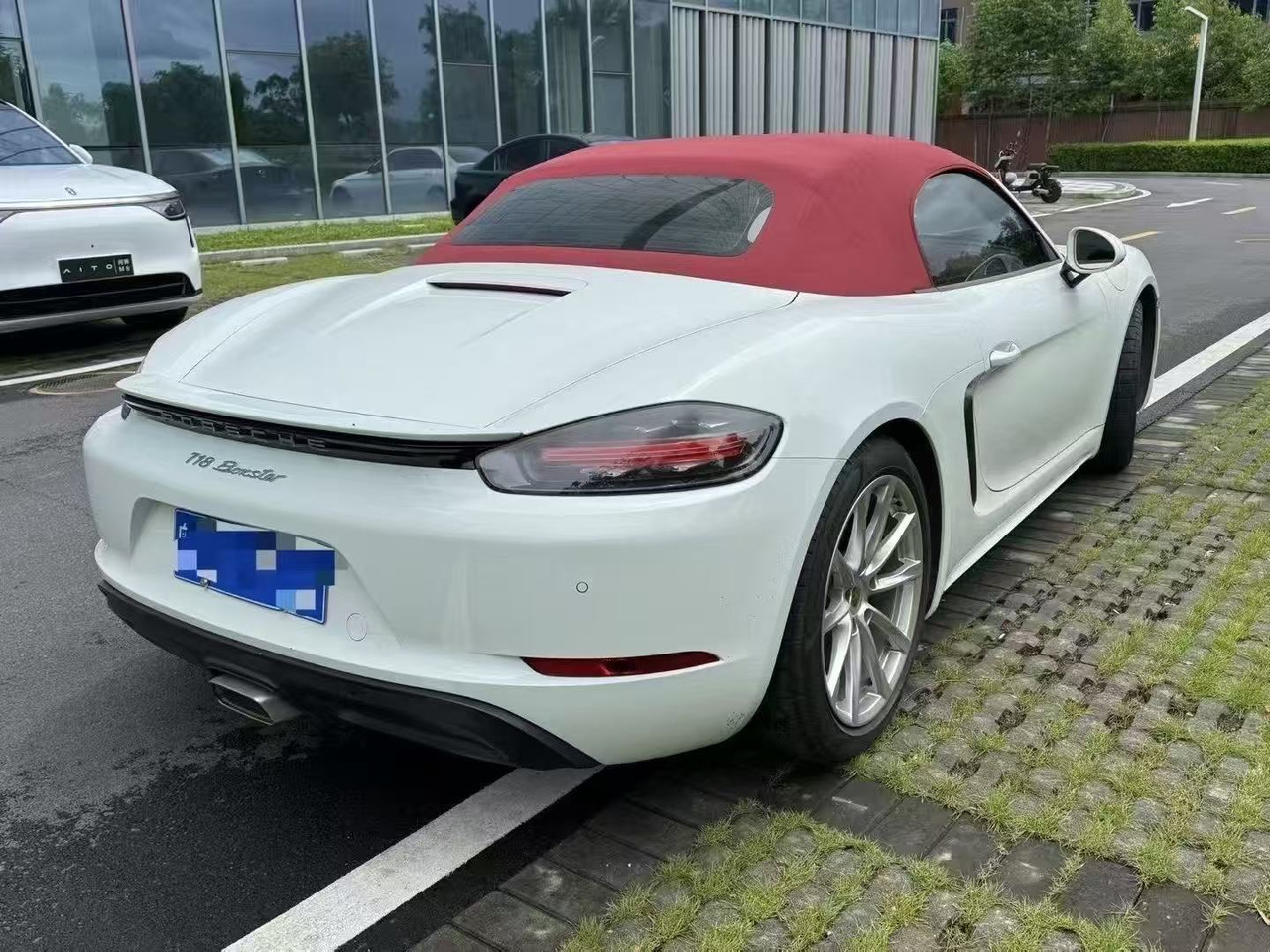 PORSCHE 718 BOXSTER - Car: picture 3 PORSCHE 718 BOXSTER - Car: picture 3
