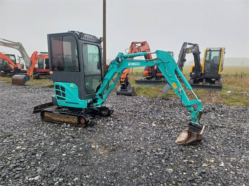 Kobelco SK17SR-3 Kallistajalla  - Mini excavator: picture 4 Kobelco SK17SR-3 Kallistajalla  - Mini excavator: picture 4