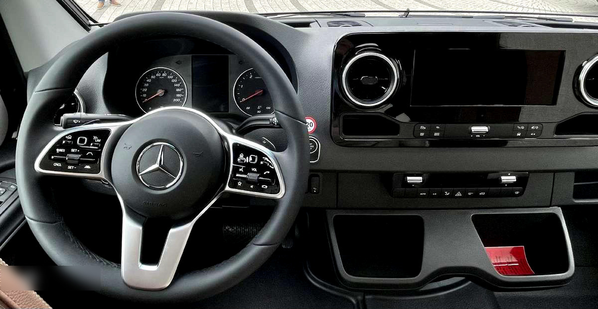 New Semi-integrated motorhome Hymer MLT 580 4x4: picture 19