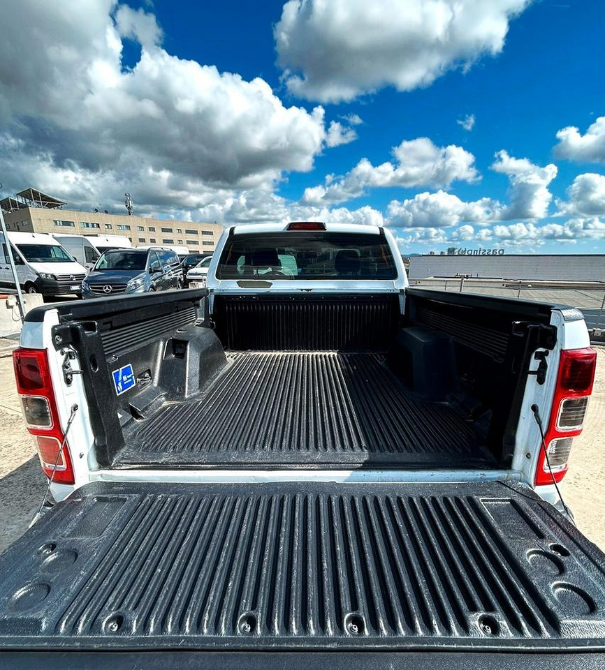 Pickup truck Ford Ranger 2.2 160 cv XL Supercab 4 posti 4wd gan: picture 17