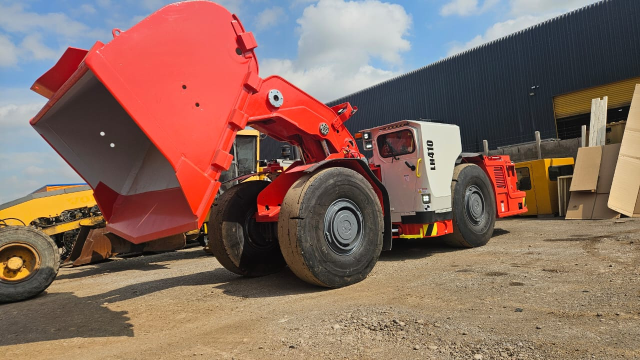 SANDVIK LH410 - Mining machinery: picture 1 SANDVIK LH410 - Mining machinery: picture 1