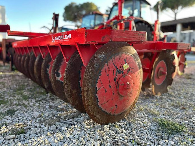 ANGELONI EFV22-560 - Disc harrow: picture 4 ANGELONI EFV22-560 - Disc harrow: picture 4