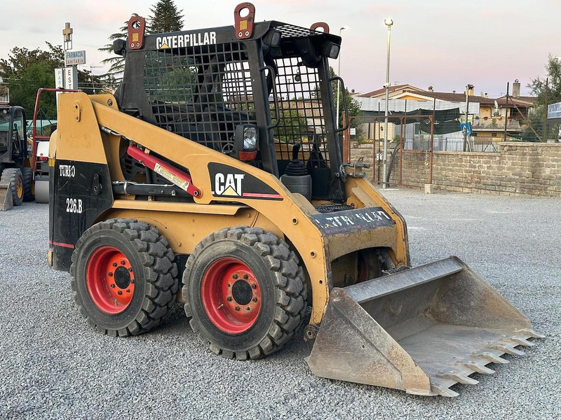 Caterpillar 226BHF - Compact track loader: picture 1 Caterpillar 226BHF - Compact track loader: picture 1