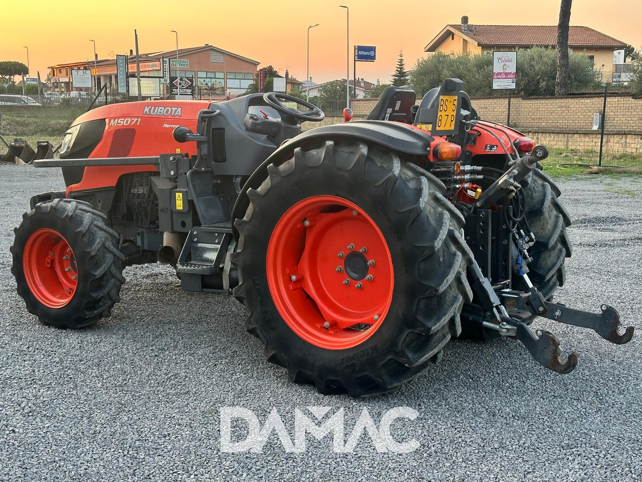 KUBOTA M5071 - Mini tractor: picture 2 KUBOTA M5071 - Mini tractor: picture 2