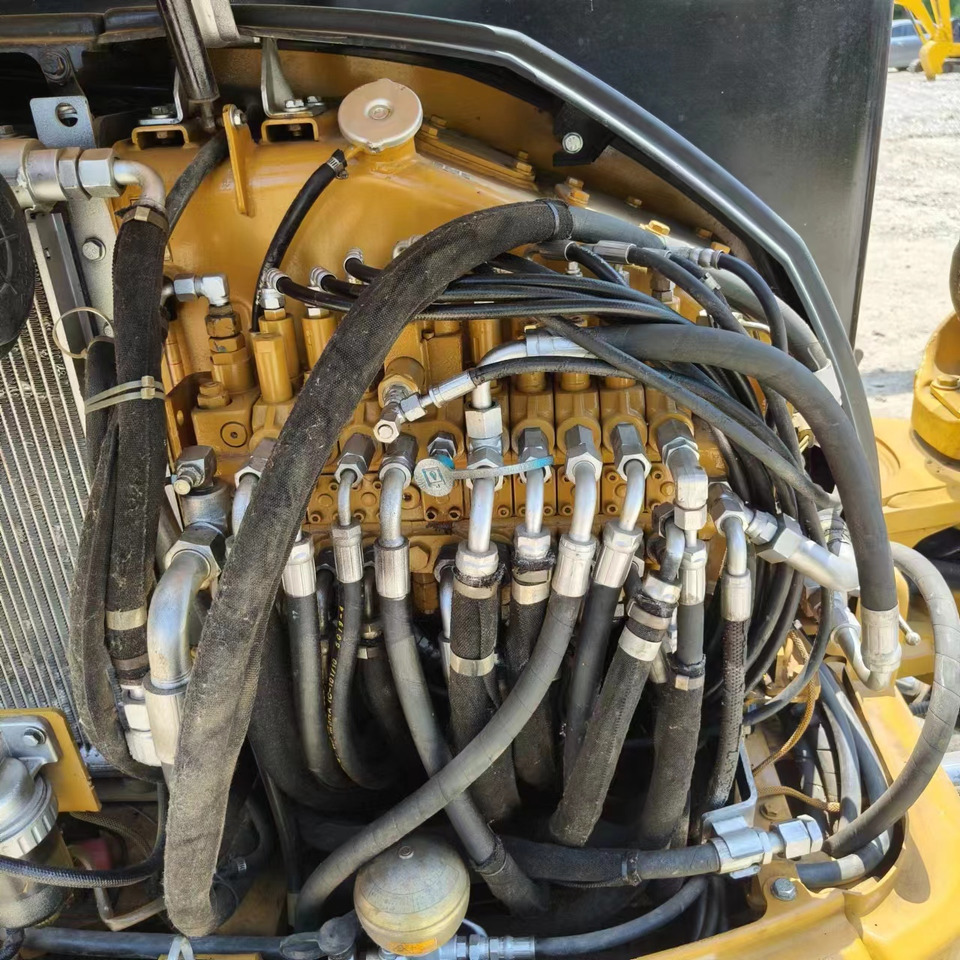 CATERPILLAR 305 leasing CATERPILLAR 305: picture 11 CATERPILLAR 305 leasing CATERPILLAR 305: picture 11