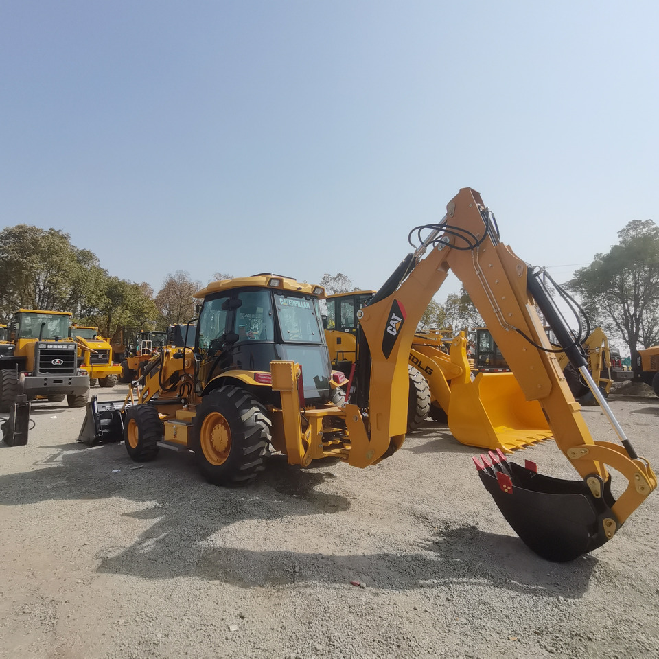 CATERPILLAR 420F - Backhoe loader: picture 2 CATERPILLAR 420F - Backhoe loader: picture 2