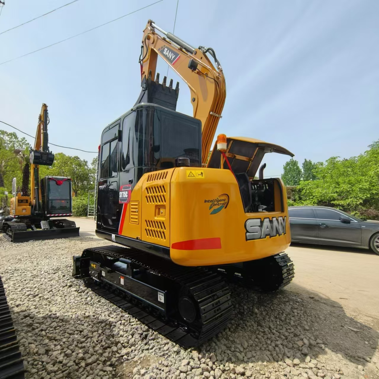 CATERPILLAR - Mini excavator: picture 5 CATERPILLAR - Mini excavator: picture 5