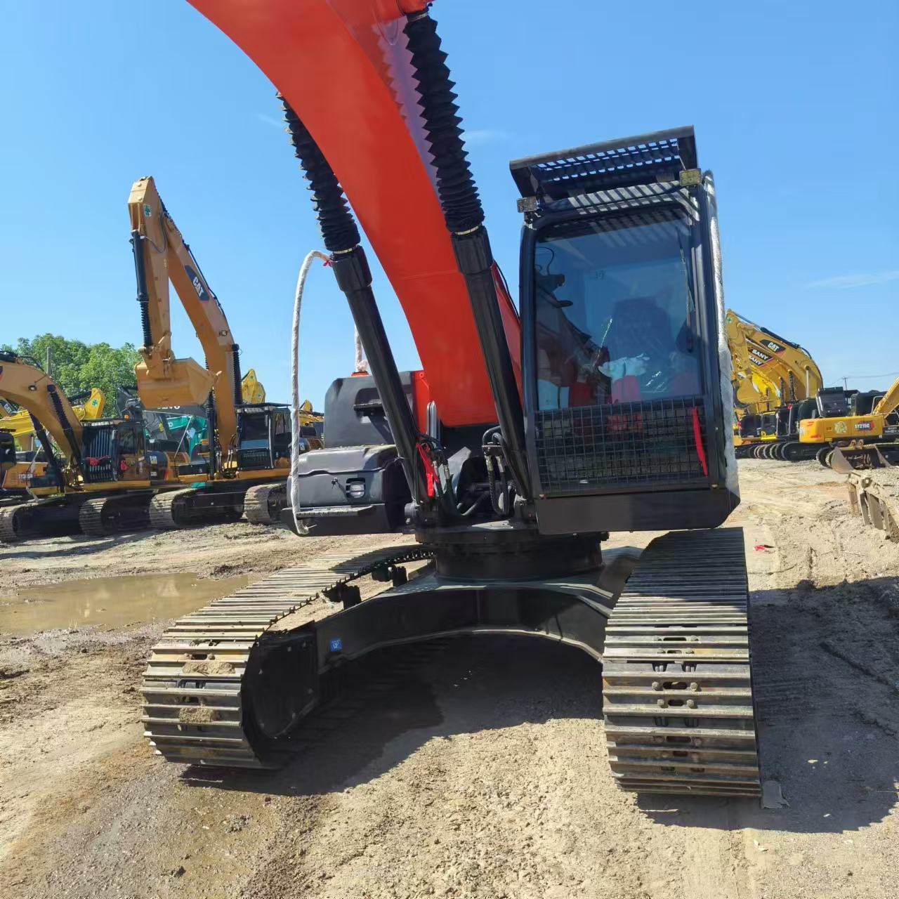 HITACHI ZX240 - Crawler excavator: picture 5 HITACHI ZX240 - Crawler excavator: picture 5