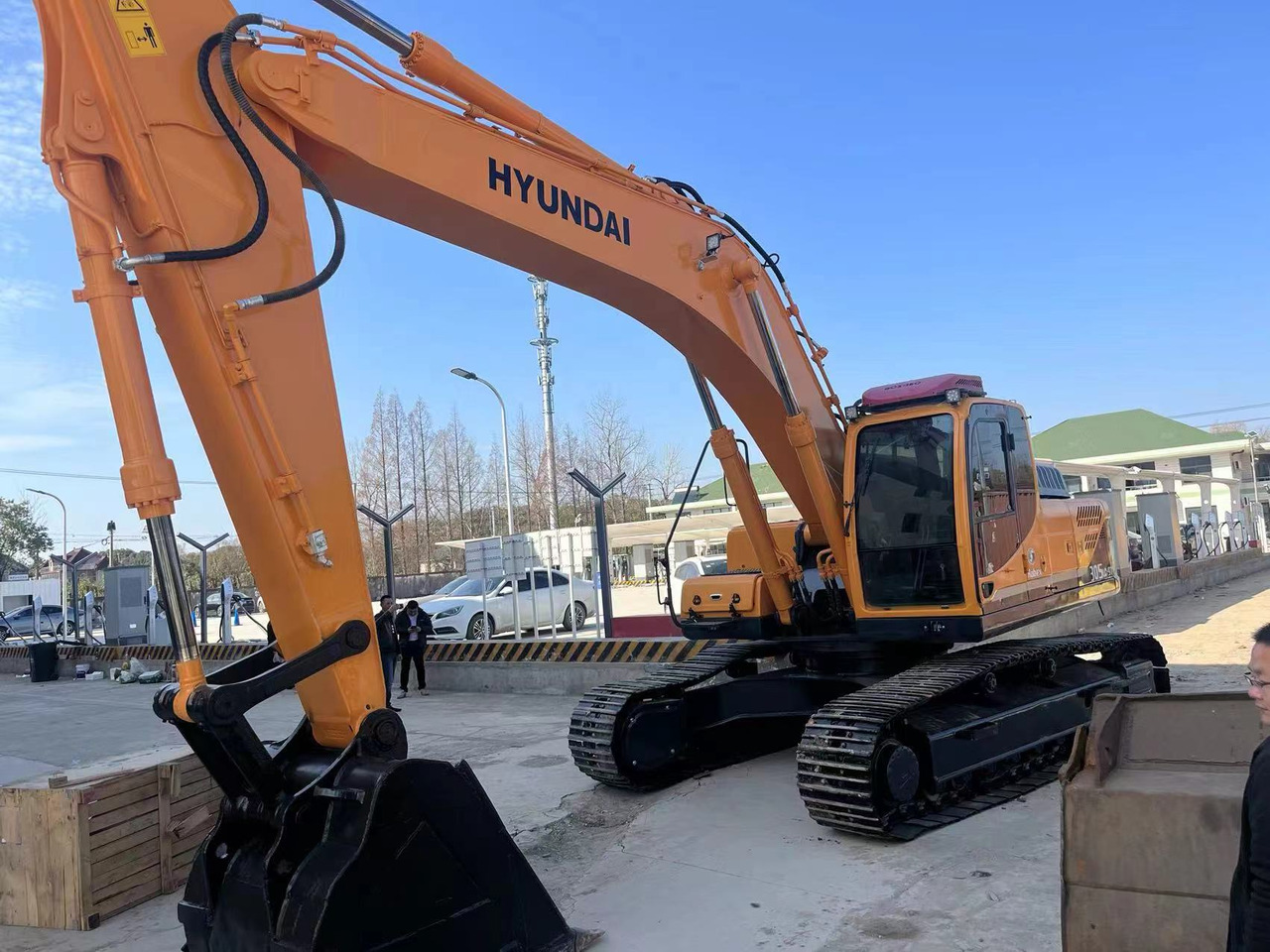 Hyundai 305 - Crawler excavator: picture 5 Hyundai 305 - Crawler excavator: picture 5