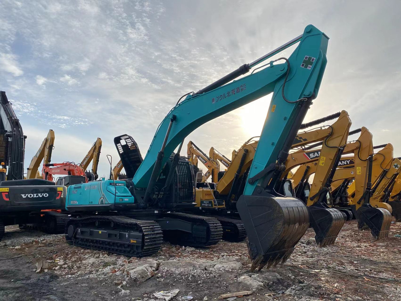 Crawler excavator KOBELCO SK350: picture 7