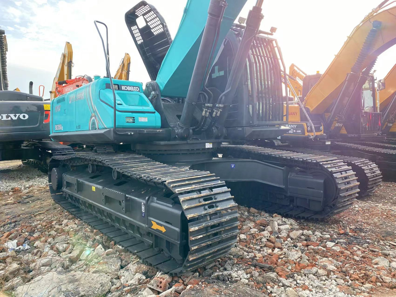 Crawler excavator KOBELCO SK350: picture 6