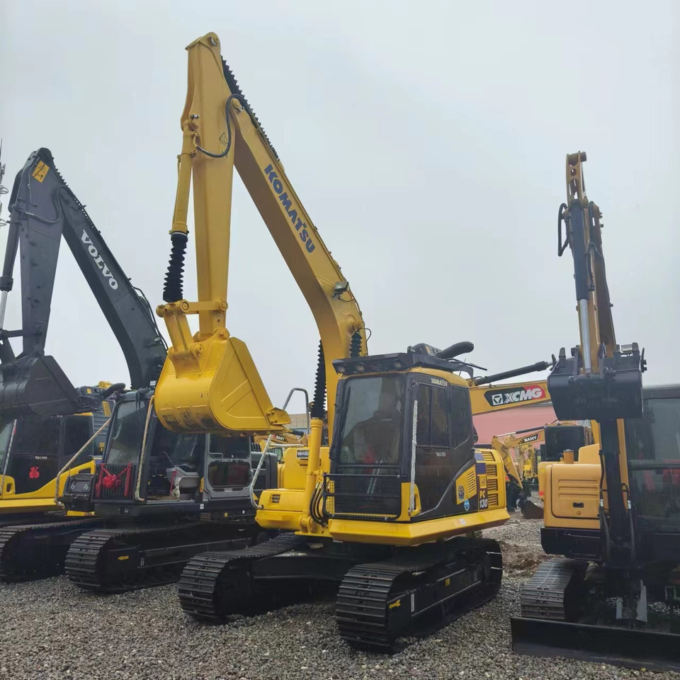 KOMATSU PC130-7 - Crawler excavator: picture 3 KOMATSU PC130-7 - Crawler excavator: picture 3