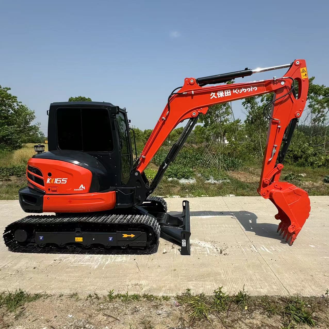 KUBOTA KX165 - Mini excavator: picture 2 KUBOTA KX165 - Mini excavator: picture 2