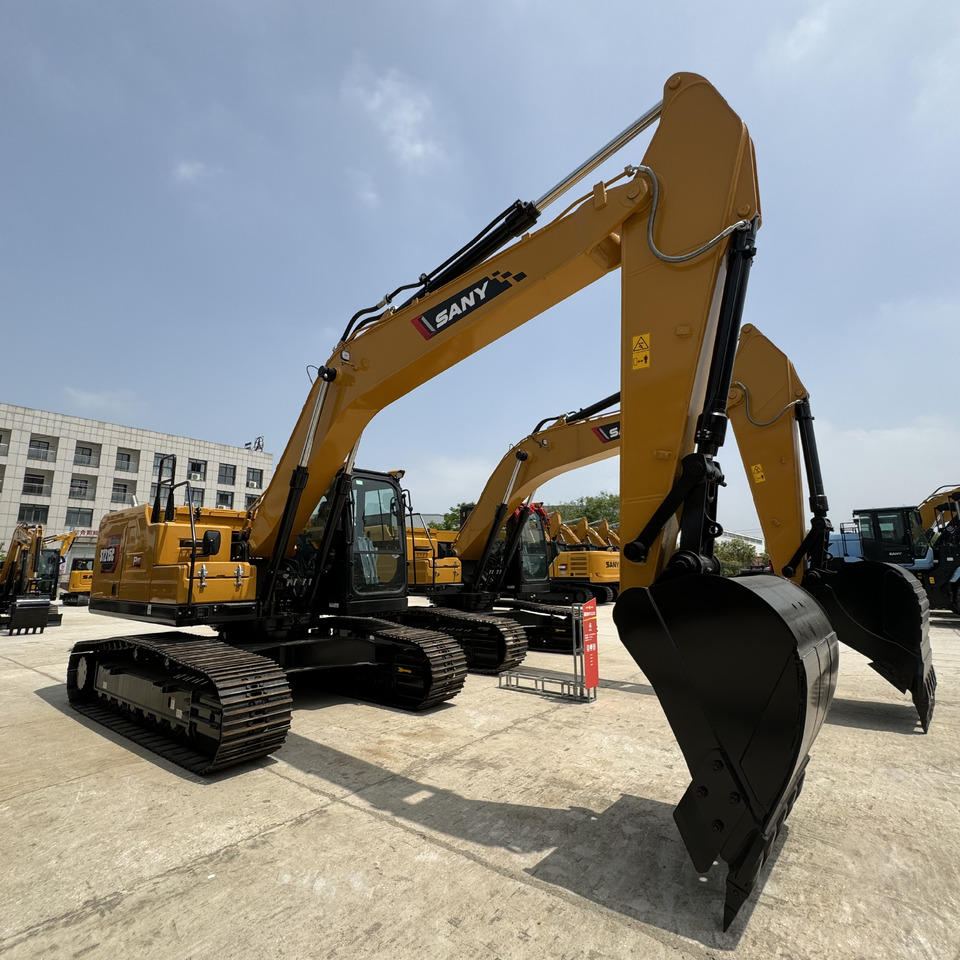 SANY SY215C - Crawler excavator: picture 1 SANY SY215C - Crawler excavator: picture 1