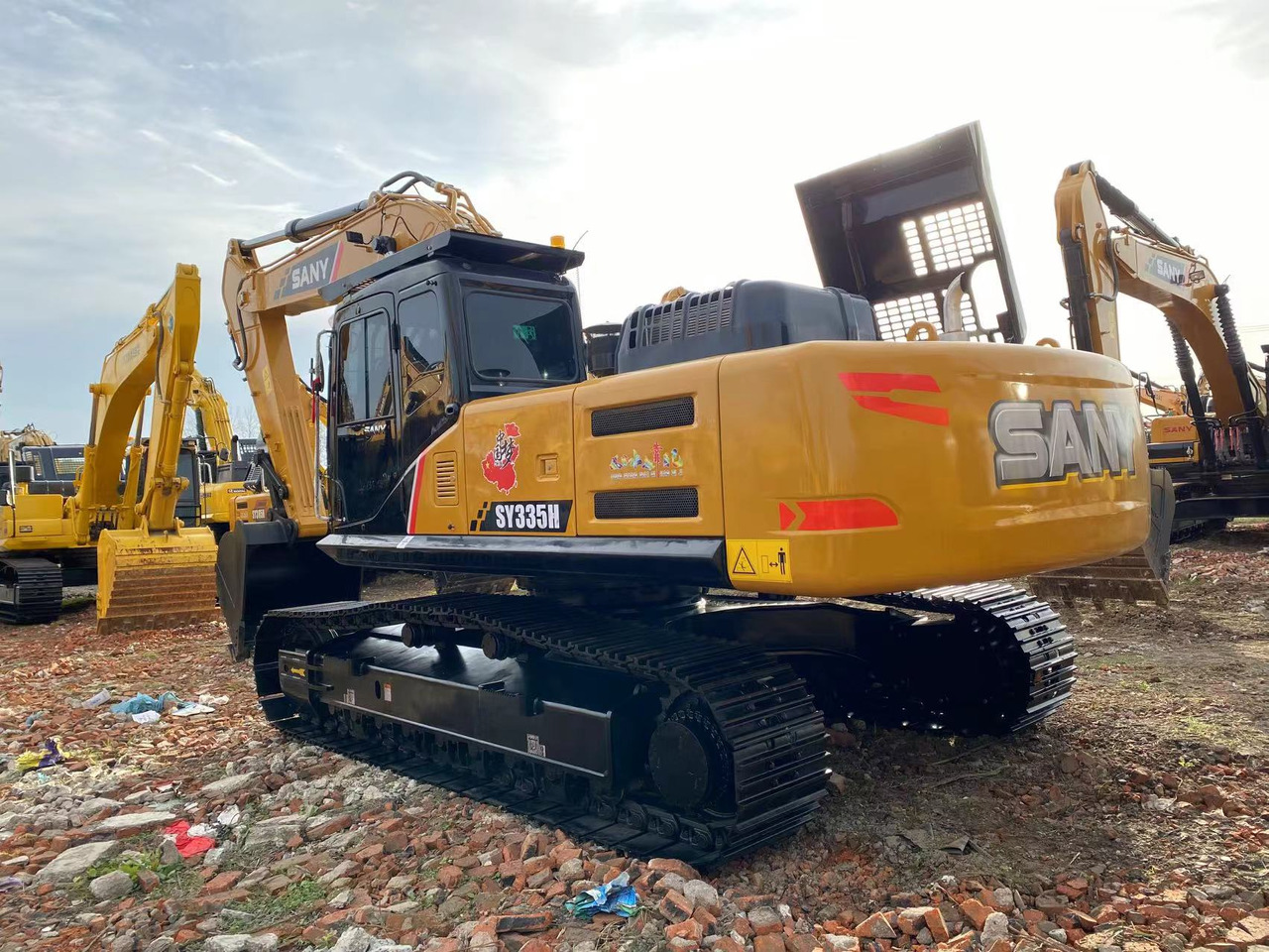 SANY SY335H - Crawler excavator: picture 1 SANY SY335H - Crawler excavator: picture 1
