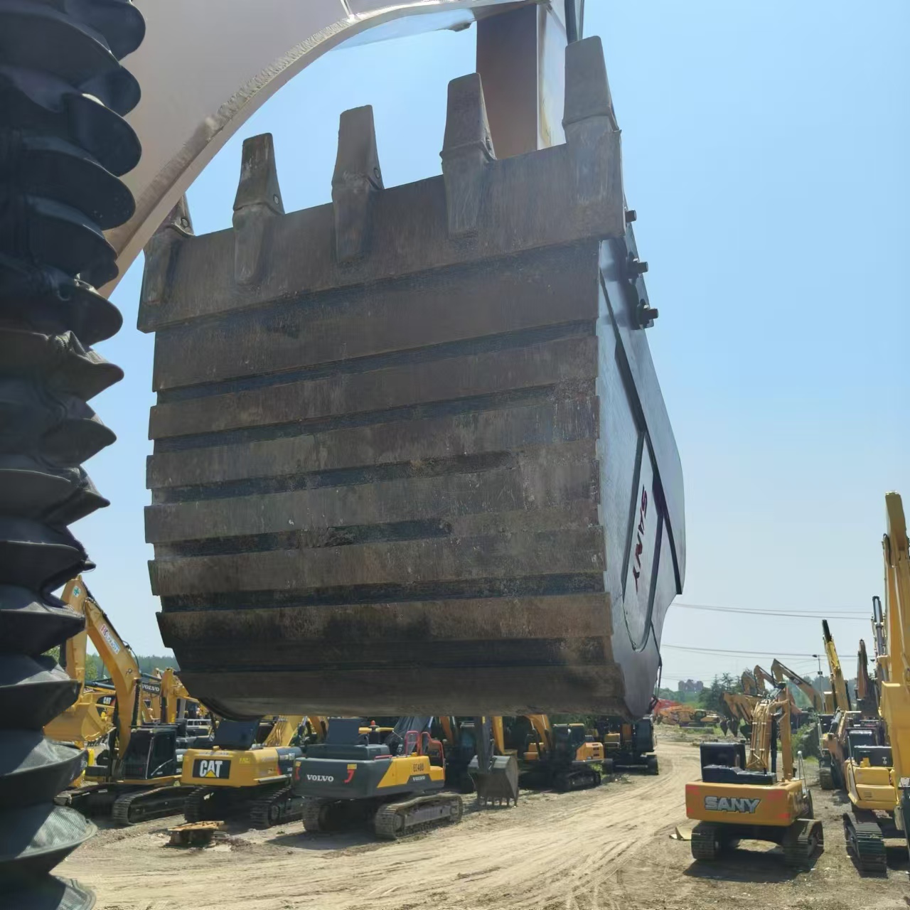 Crawler excavator SANY SY365H: picture 17