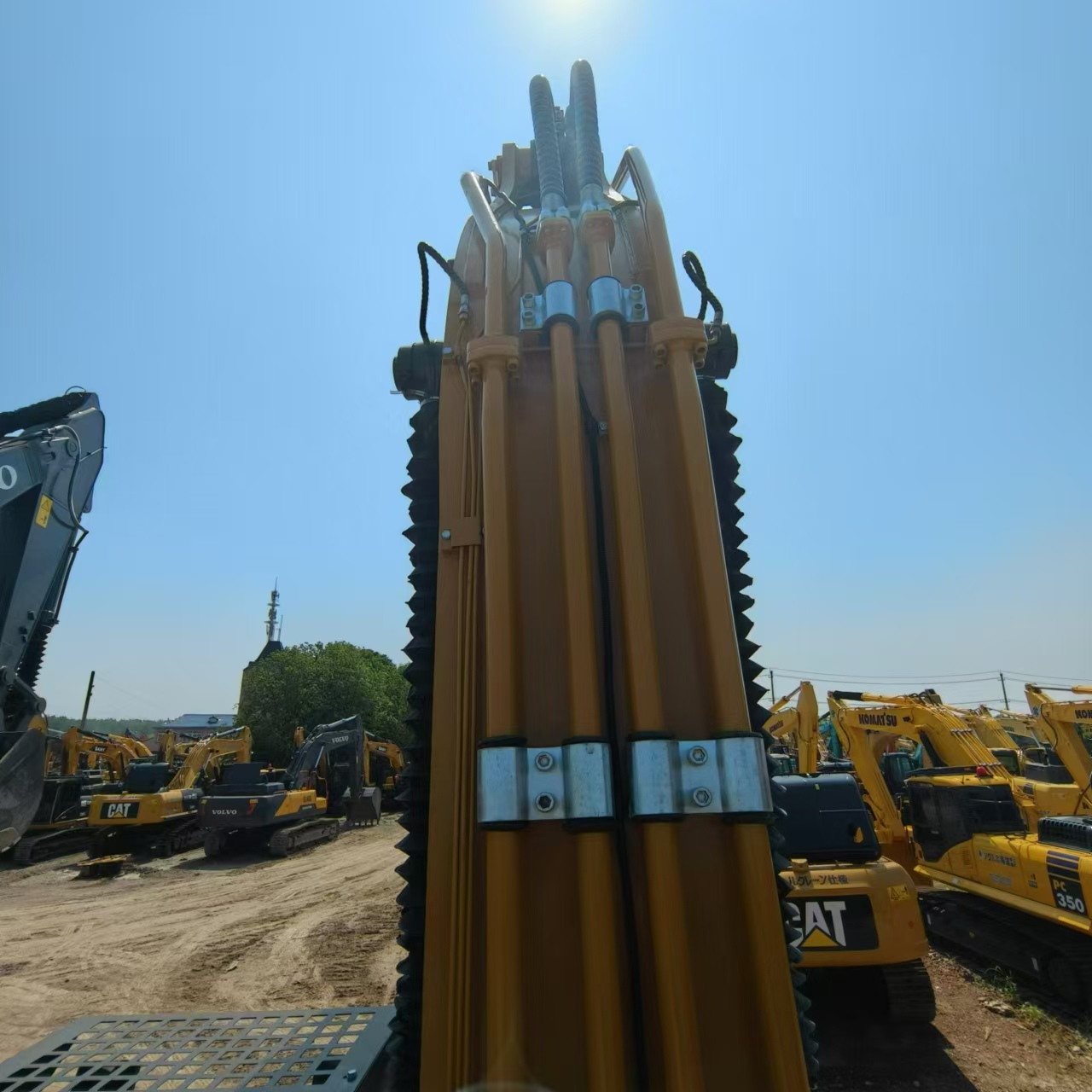 Crawler excavator SANY SY365H: picture 8