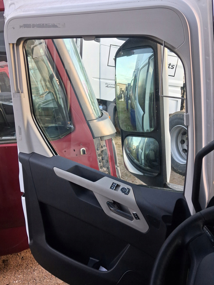 FORD DRZWI KOMPLETNE LEWE FORD F-MAX 500 TRUCKS EURO 6 - Door and parts: picture 5 FORD DRZWI KOMPLETNE LEWE FORD F-MAX 500 TRUCKS EURO 6 - Door and parts: picture 5