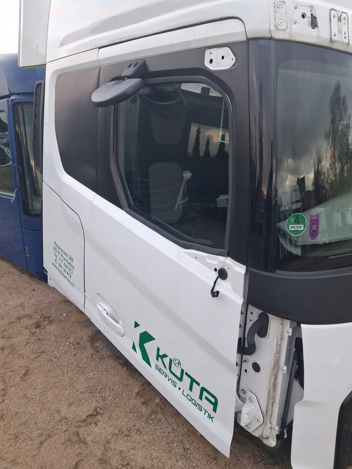 FORD DRZWI KOMPLETNE PRAWE FORD F-MAX 500 TRUCKS EURO 6 - Door and parts for Truck: picture 2 FORD DRZWI KOMPLETNE PRAWE FORD F-MAX 500 TRUCKS EURO 6 - Door and parts for Truck: picture 2