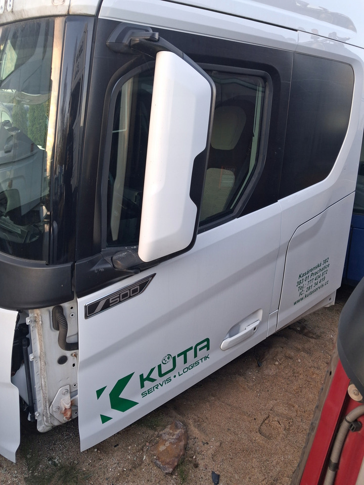 FORD KOMPLETNE LEWE FORD F-MAX 500 TRUCKS EURO 6 - Door and parts: picture 1 FORD KOMPLETNE LEWE FORD F-MAX 500 TRUCKS EURO 6 - Door and parts: picture 1