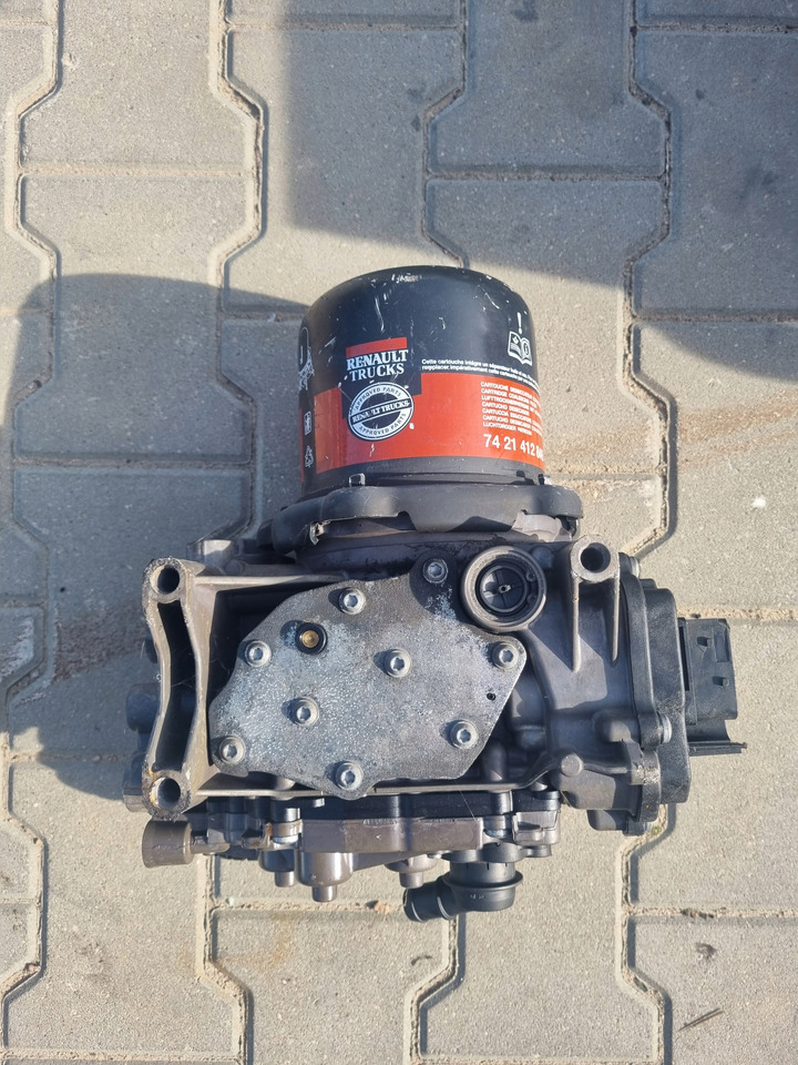 KNORR-BREMSE ZAWÓR OSUSZACZ POWIETRZA APM RENAULT GAMA T C K RANGE EURO 6 - Brake parts for Truck: picture 2 KNORR-BREMSE ZAWÓR OSUSZACZ POWIETRZA APM RENAULT GAMA T C K RANGE EURO 6 - Brake parts for Truck: picture 2