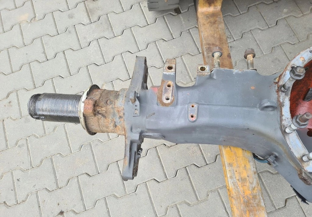 OBUDOWA MOSTU POCHWA MS17X 16 SZPILEK VOLVO FH 4 FM 4 FH 5 FM 5 A9673 1- 2D 8171382 - Transmission: picture 2 OBUDOWA MOSTU POCHWA MS17X 16 SZPILEK VOLVO FH 4 FM 4 FH 5 FM 5 A9673 1- 2D 8171382 - Transmission: picture 2