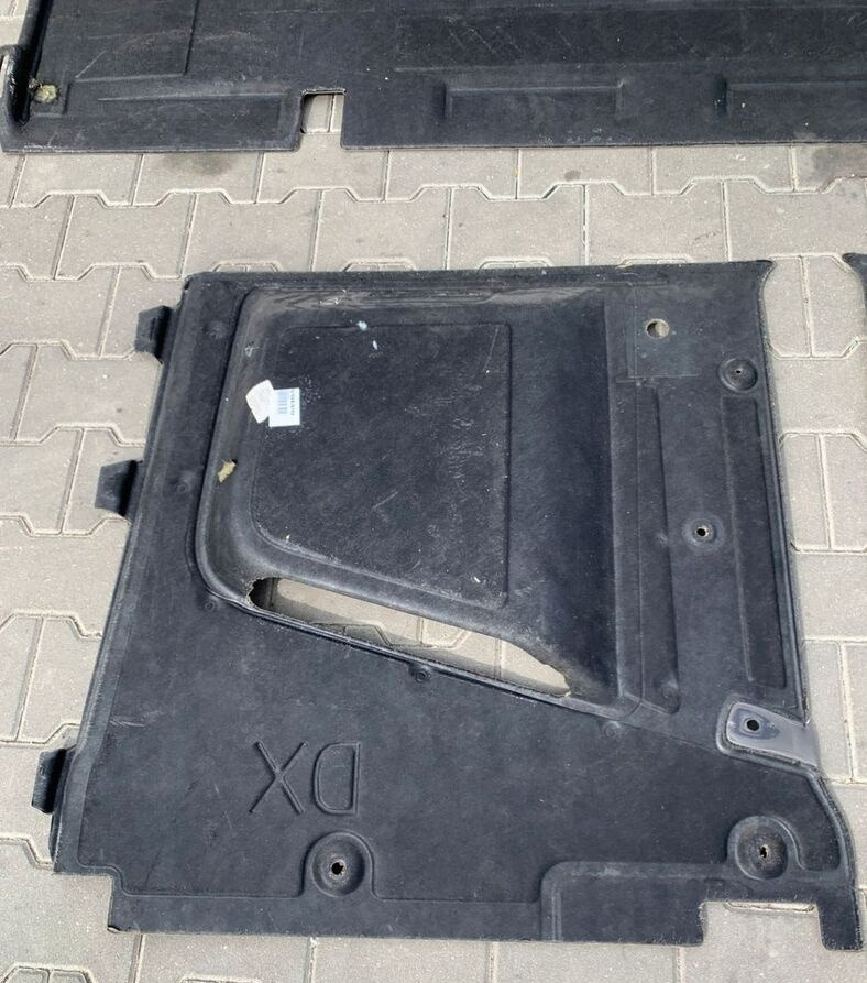 OEM TAPICERKA KOMPLET TAPICEREK KABINY VOLVO FH 4 - Body and exterior for Truck: picture 3 OEM TAPICERKA KOMPLET TAPICEREK KABINY VOLVO FH 4 - Body and exterior for Truck: picture 3