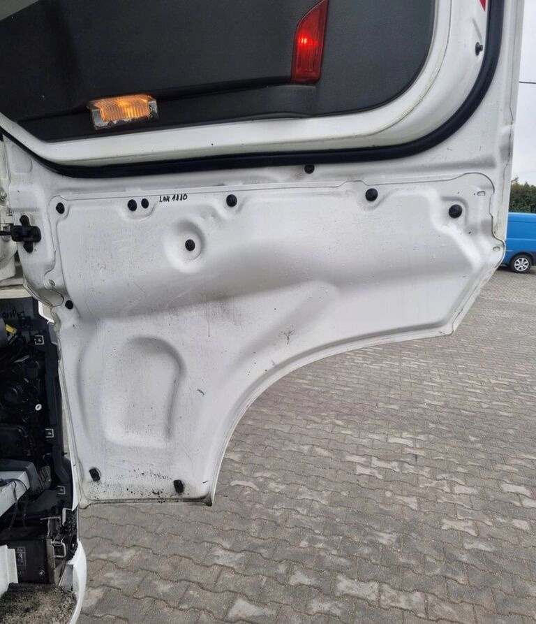 PRZEDŁUŻENIE DRZWI PRAWE OSŁONA VOLVO FH 4 FH 16 EURO 6 1110 Volvo FH 4 FH 16 EURO 6 1110 Volvo VOLVO FH 4 FH 16 EURO 6 1110 - Door and parts for Truck: picture 2 PRZEDŁUŻENIE DRZWI PRAWE OSŁONA VOLVO FH 4 FH 16 EURO 6 1110 Volvo FH 4 FH 16 EURO 6 1110 Volvo VOLVO FH 4 FH 16 EURO 6 1110 - Door and parts for Truck: picture 2