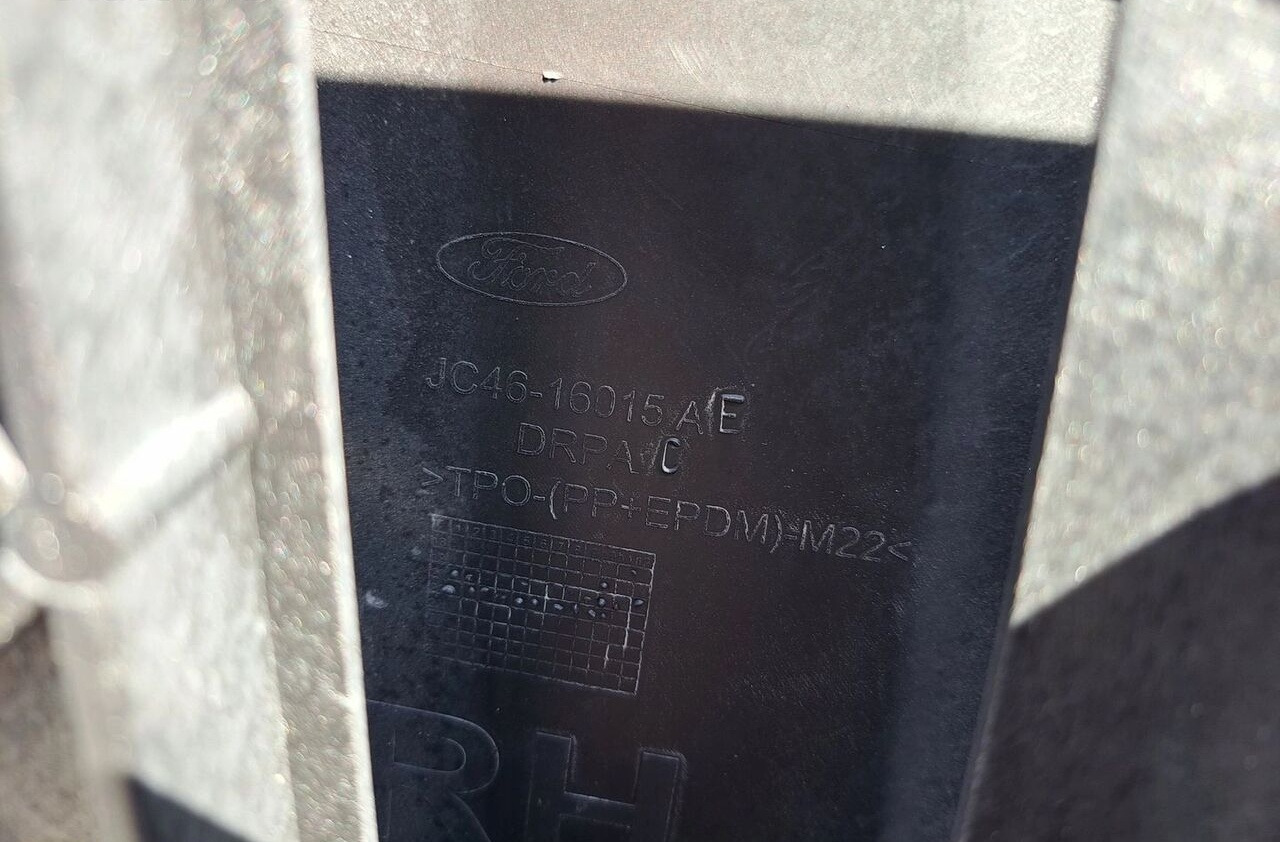 PRZEDŁUŻENIE STOPNICY LEWE ORYGINAŁ FORD F-MAX EURO 6 Ford F-MAX - Door and parts for Truck: picture 4 PRZEDŁUŻENIE STOPNICY LEWE ORYGINAŁ FORD F-MAX EURO 6 Ford F-MAX - Door and parts for Truck: picture 4