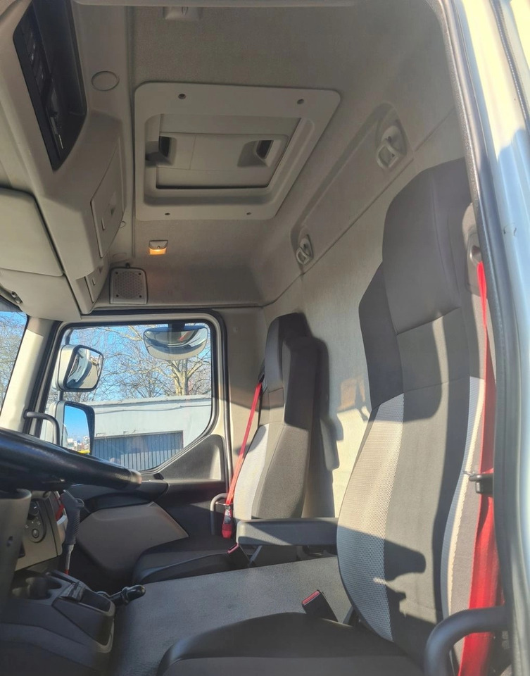 RENAULT KOMPLETNA RENAULT GAMA D 210 EURO 6 2020 ROK AUTOMAT - Cab: picture 5 RENAULT KOMPLETNA RENAULT GAMA D 210 EURO 6 2020 ROK AUTOMAT - Cab: picture 5