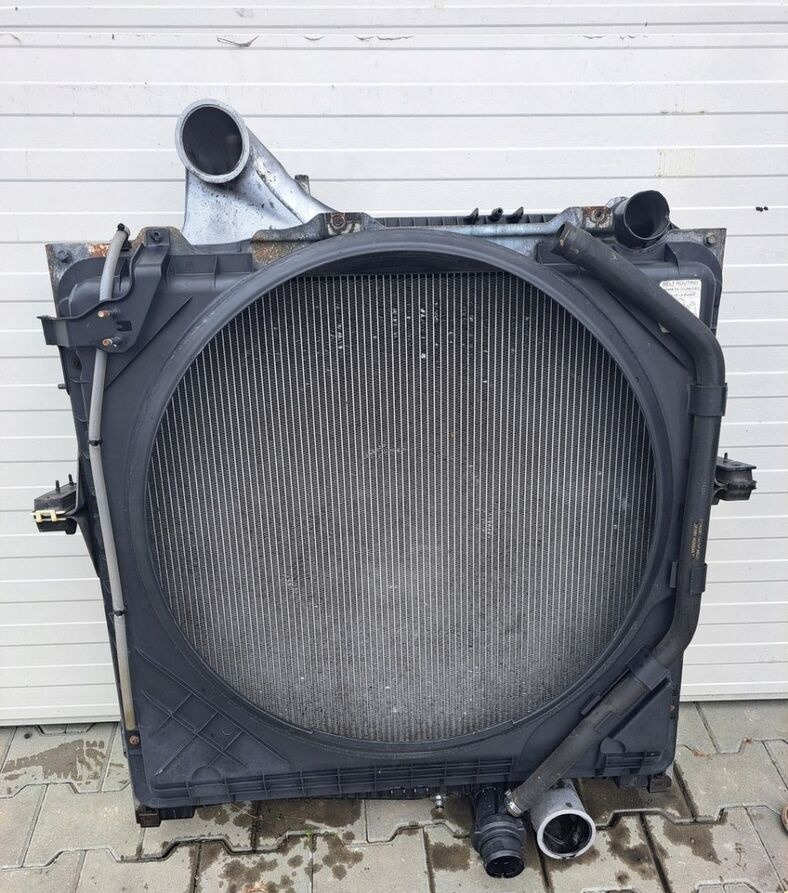 Renault KOMPLET CHŁODNICA RENAULT GAMA T RANGE DTI 11 - Radiator for Truck: picture 4 Renault KOMPLET CHŁODNICA RENAULT GAMA T RANGE DTI 11 - Radiator for Truck: picture 4
