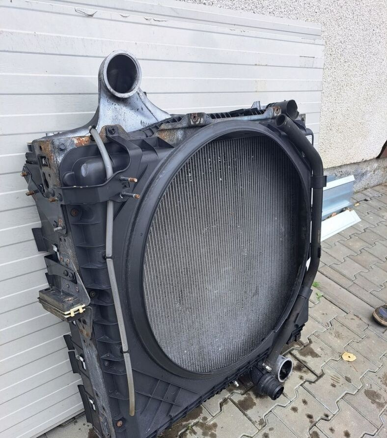 Renault KOMPLET CHŁODNICA RENAULT GAMA T RANGE DTI 11 - Radiator for Truck: picture 3 Renault KOMPLET CHŁODNICA RENAULT GAMA T RANGE DTI 11 - Radiator for Truck: picture 3