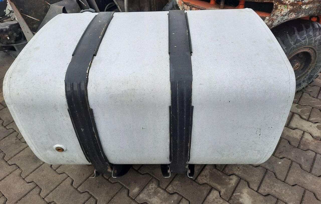 Renault ZBIORNIK PALIWA RENAULT GAMA RANGE T 100/70/70 20503505 - Fuel tank for Truck: picture 2 Renault ZBIORNIK PALIWA RENAULT GAMA RANGE T 100/70/70 20503505 - Fuel tank for Truck: picture 2