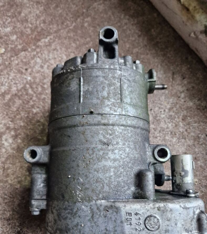 Sanden SPRĘŻARKA KOMPRESOR KLIMATYZACJI POSTOJOWEJ VOLVO FH 4 FM 4 84192003 - AC compressor for Truck: picture 4 Sanden SPRĘŻARKA KOMPRESOR KLIMATYZACJI POSTOJOWEJ VOLVO FH 4 FM 4 84192003 - AC compressor for Truck: picture 4