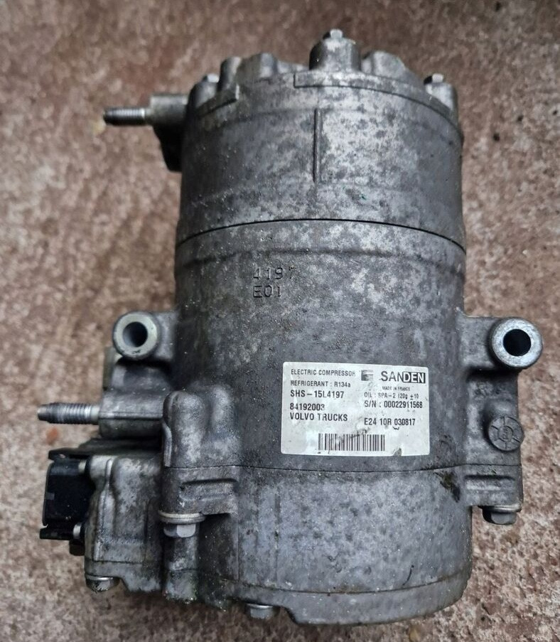 Sanden SPRĘŻARKA KOMPRESOR KLIMATYZACJI POSTOJOWEJ VOLVO FH 4 FM 4 84192003 - AC compressor for Truck: picture 2 Sanden SPRĘŻARKA KOMPRESOR KLIMATYZACJI POSTOJOWEJ VOLVO FH 4 FM 4 84192003 - AC compressor for Truck: picture 2