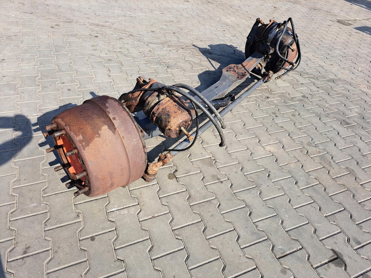 VOLVO BELKA OŚ PRZEDNIA ZWROTNICE BĘBNY PIASTY VOLVO FH FM 9 12 13 16 - Front axle for Truck: picture 3 VOLVO BELKA OŚ PRZEDNIA ZWROTNICE BĘBNY PIASTY VOLVO FH FM 9 12 13 16 - Front axle for Truck: picture 3