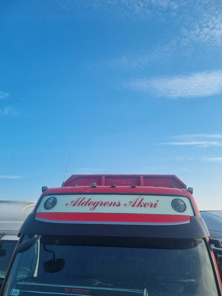 VOLVO BLENDA DASZEK OSŁONA PRZECIWSŁONECZNA MOCOWANIA VOLVO FH 13 16 LIFT - Sun visor for Truck: picture 1 VOLVO BLENDA DASZEK OSŁONA PRZECIWSŁONECZNA MOCOWANIA VOLVO FH 13 16 LIFT - Sun visor for Truck: picture 1