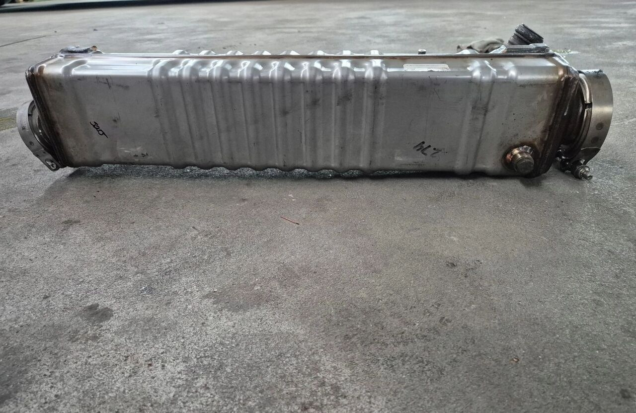 VOLVO CHŁODNICZKA SPALIN EGR FH 4 FH 16 D16K EURO6 21968564 - EGR cooler for Truck: picture 1 VOLVO CHŁODNICZKA SPALIN EGR FH 4 FH 16 D16K EURO6 21968564 - EGR cooler for Truck: picture 1