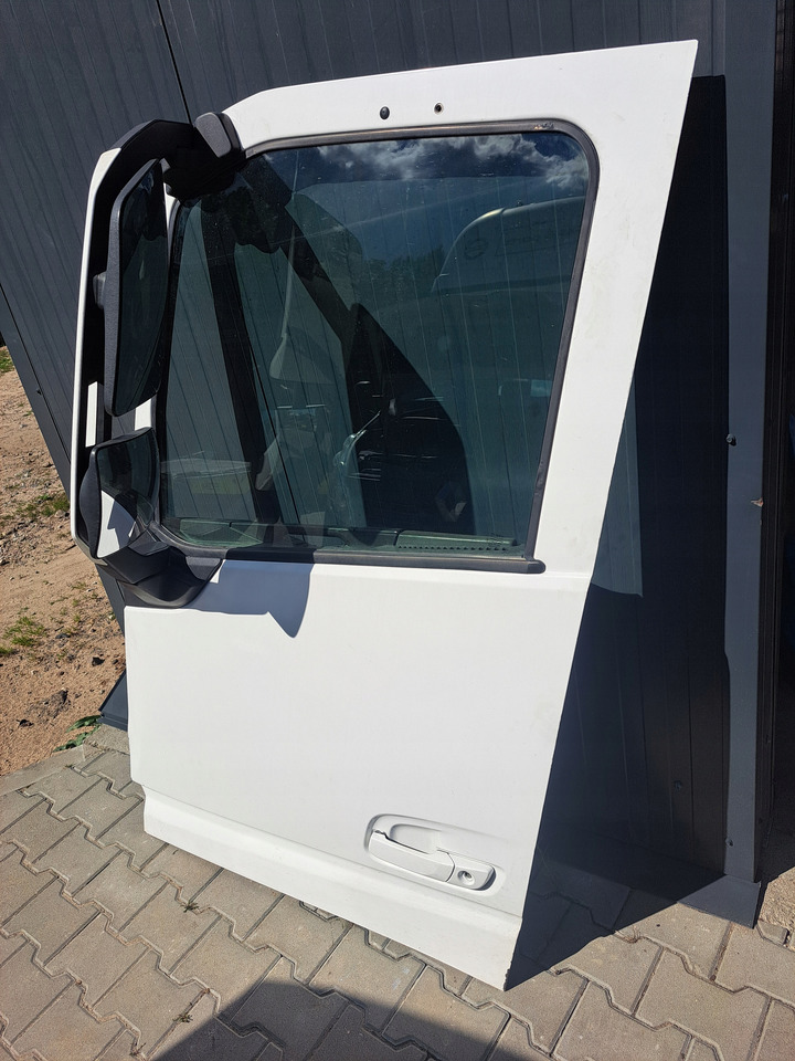 VOLVO DRZWI KOMPLETNE LEWE VOLVO FH 4 EURO 6 - Door and parts: picture 2 VOLVO DRZWI KOMPLETNE LEWE VOLVO FH 4 EURO 6 - Door and parts: picture 2