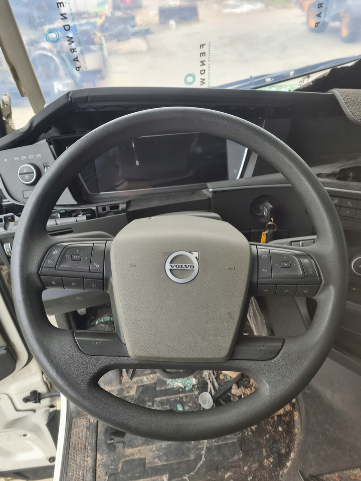 VOLVO KIEROWNICA WIELOFUNKCYJNA KOMPLETNA VOLVO FH 5 FM 5 FMX - Steering wheel for Truck: picture 1 VOLVO KIEROWNICA WIELOFUNKCYJNA KOMPLETNA VOLVO FH 5 FM 5 FMX - Steering wheel for Truck: picture 1