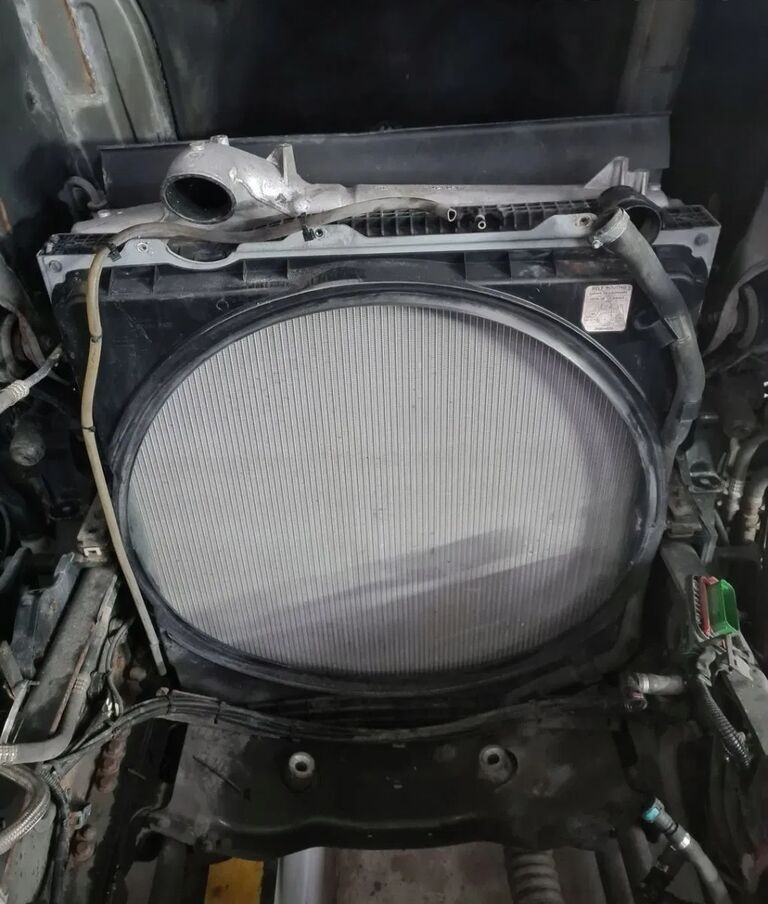 VOLVO KOMPLET CHŁODNIC FH 16 EURO 6 D16K - Radiator for Truck: picture 1 VOLVO KOMPLET CHŁODNIC FH 16 EURO 6 D16K - Radiator for Truck: picture 1