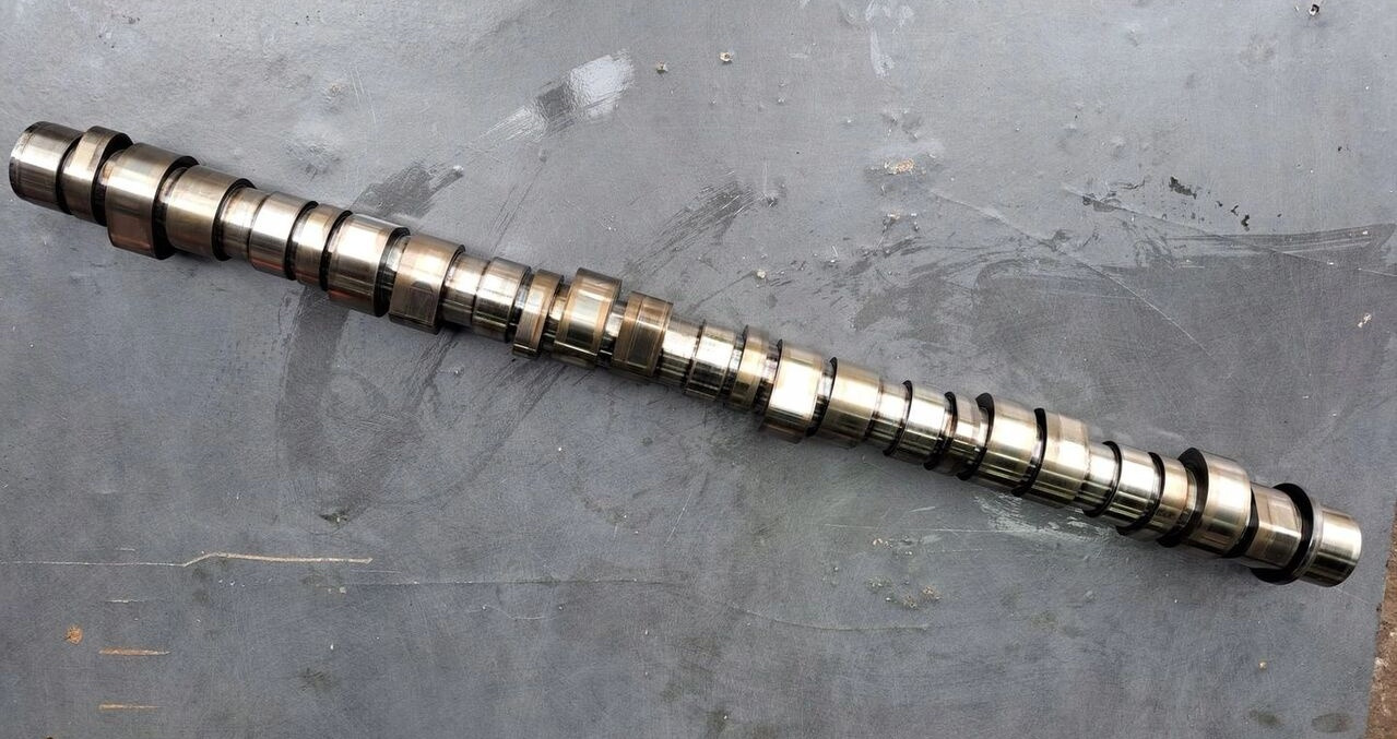 VOLVO WAŁEK ROZRZĄDU SILNIKA PENTA VOLVO FH 16 D16E 20950805 - Camshaft for Truck: picture 3 VOLVO WAŁEK ROZRZĄDU SILNIKA PENTA VOLVO FH 16 D16E 20950805 - Camshaft for Truck: picture 3