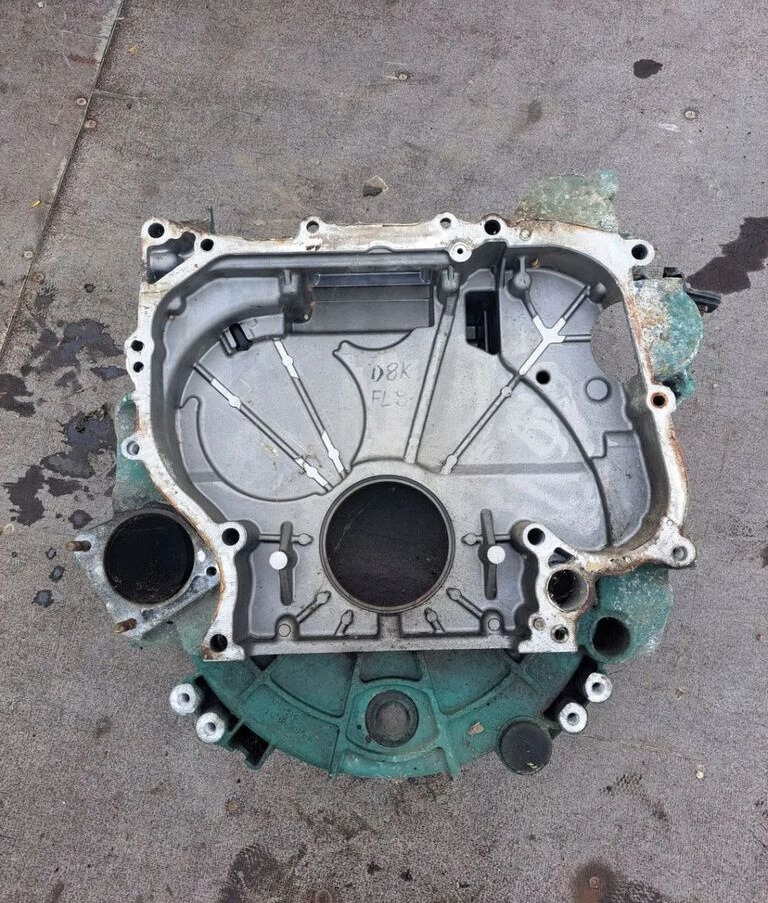 Volvo OBUDOWA SPRZĘGŁA KOŁA ZAMACHOWEGO FL D8K RENAULT GAMA D EURO 6. Volvo OE - Flywheel for Truck: picture 2 Volvo OBUDOWA SPRZĘGŁA KOŁA ZAMACHOWEGO FL D8K RENAULT GAMA D EURO 6. Volvo OE - Flywheel for Truck: picture 2