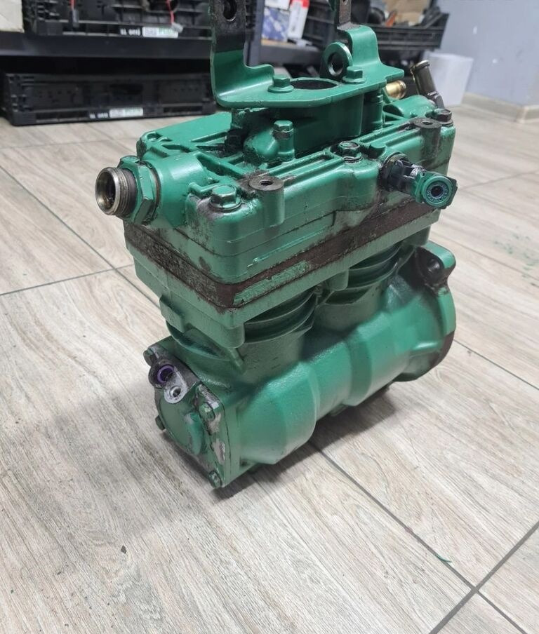 Volvo SPRĘŻARKA KOMPRESOR POWIETRZA FH 4 FH 16 EURO 6 22083113 Volvo VOLVO FH 4 FH 16 EURO 6 22083113 - AC compressor for Truck: picture 1 Volvo SPRĘŻARKA KOMPRESOR POWIETRZA FH 4 FH 16 EURO 6 22083113 Volvo VOLVO FH 4 FH 16 EURO 6 22083113 - AC compressor for Truck: picture 1