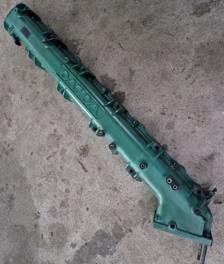 Volvo SSĄCY DOLOTOWY FH 16 D16K EURO 6 22053653 Volvo VOLVO FH 16 D16K EURO 6 22053653 - Intake manifold for Truck: picture 1 Volvo SSĄCY DOLOTOWY FH 16 D16K EURO 6 22053653 Volvo VOLVO FH 16 D16K EURO 6 22053653 - Intake manifold for Truck: picture 1